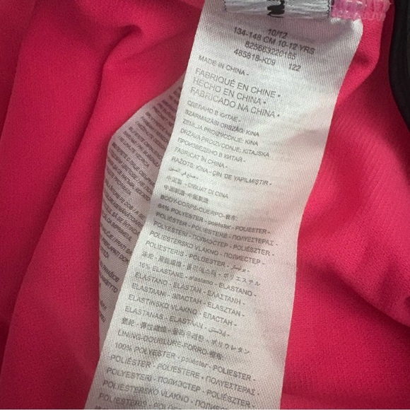 Hurley girls one piece swimsuit floral print
Colorful hot pink - Picture 7 of 7